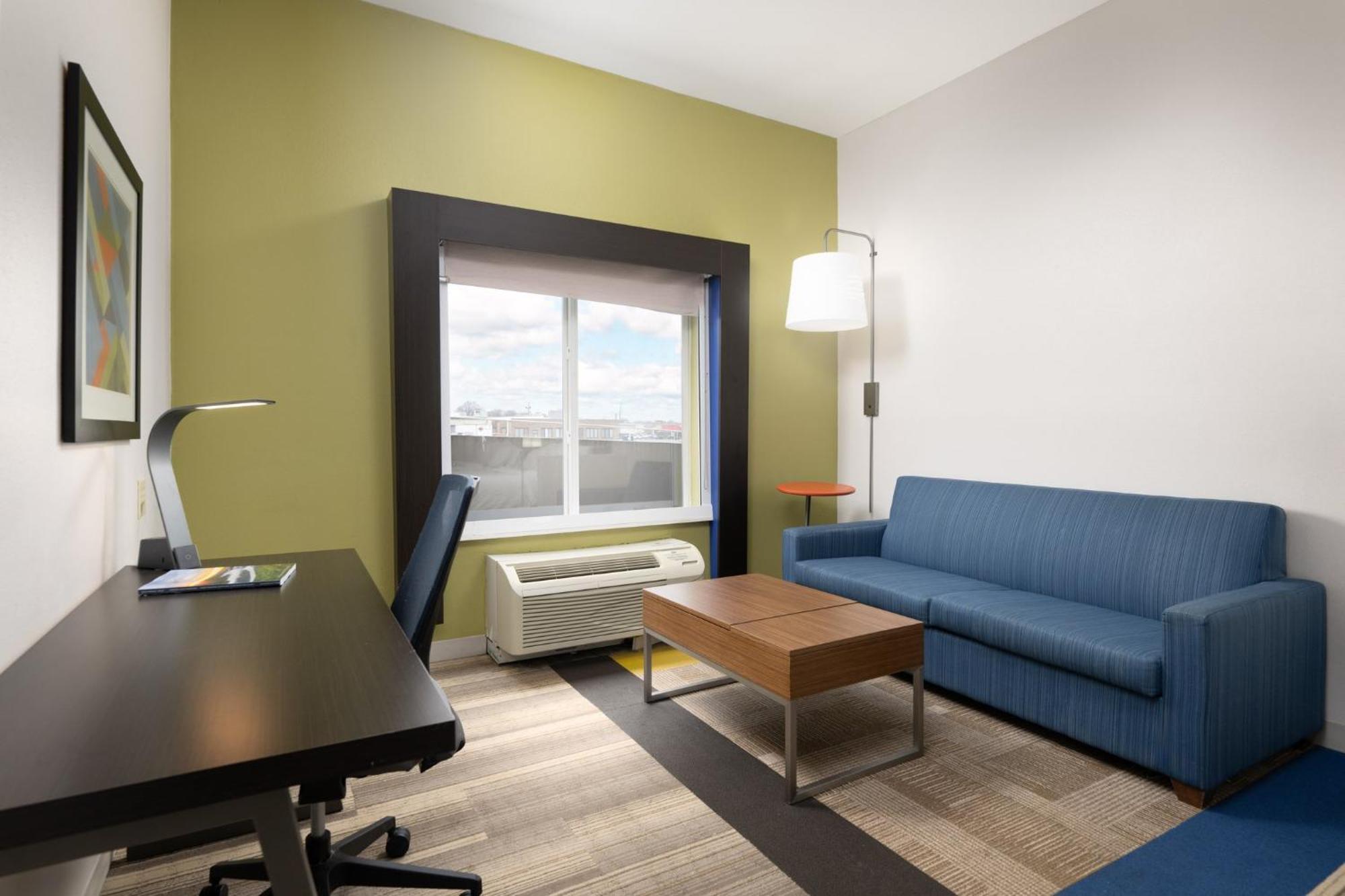 Holiday Inn Express & Suites Chattanooga-Hixson By Ihg Exterior foto