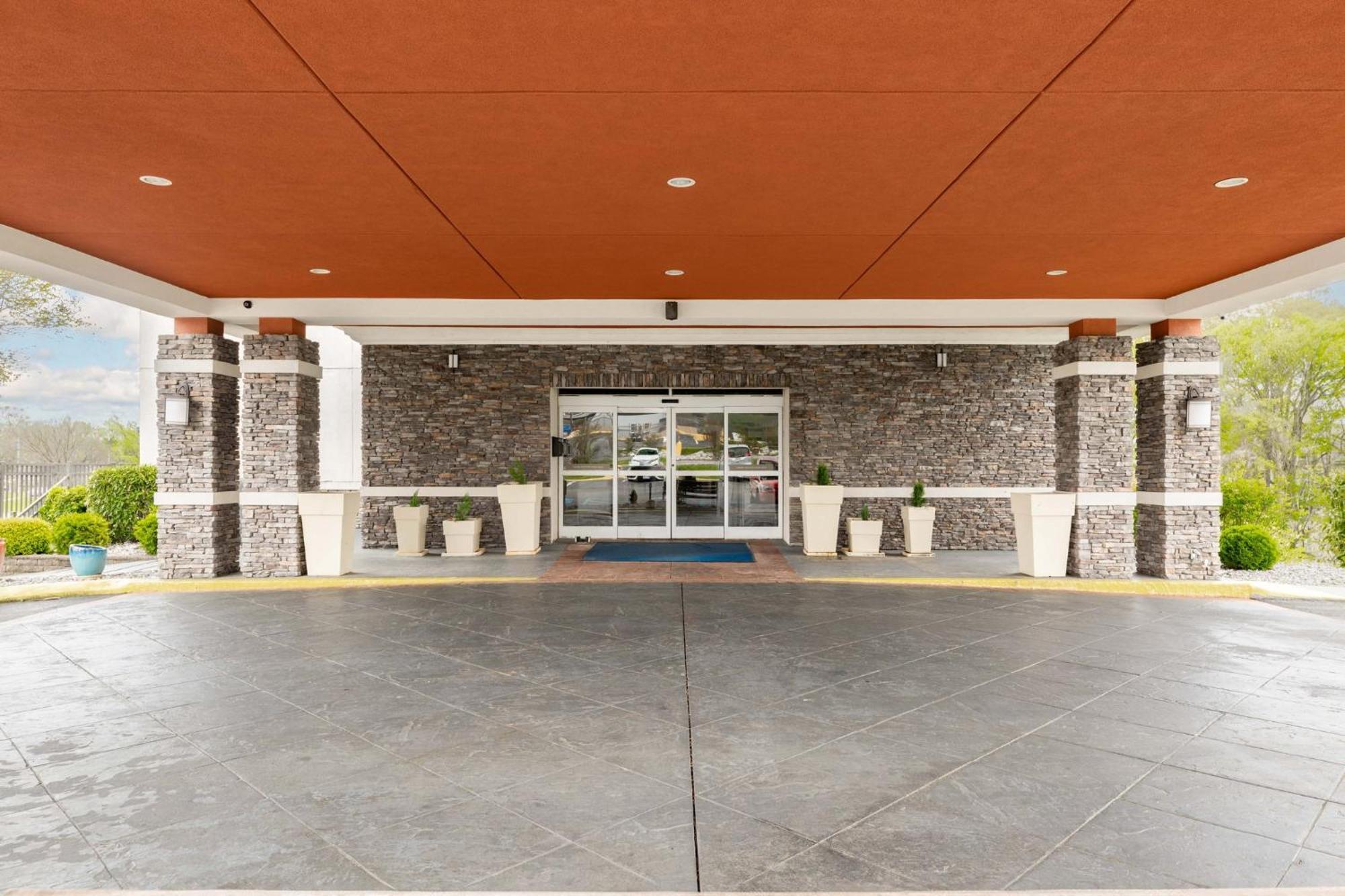 Holiday Inn Express & Suites Chattanooga-Hixson By Ihg Exterior foto