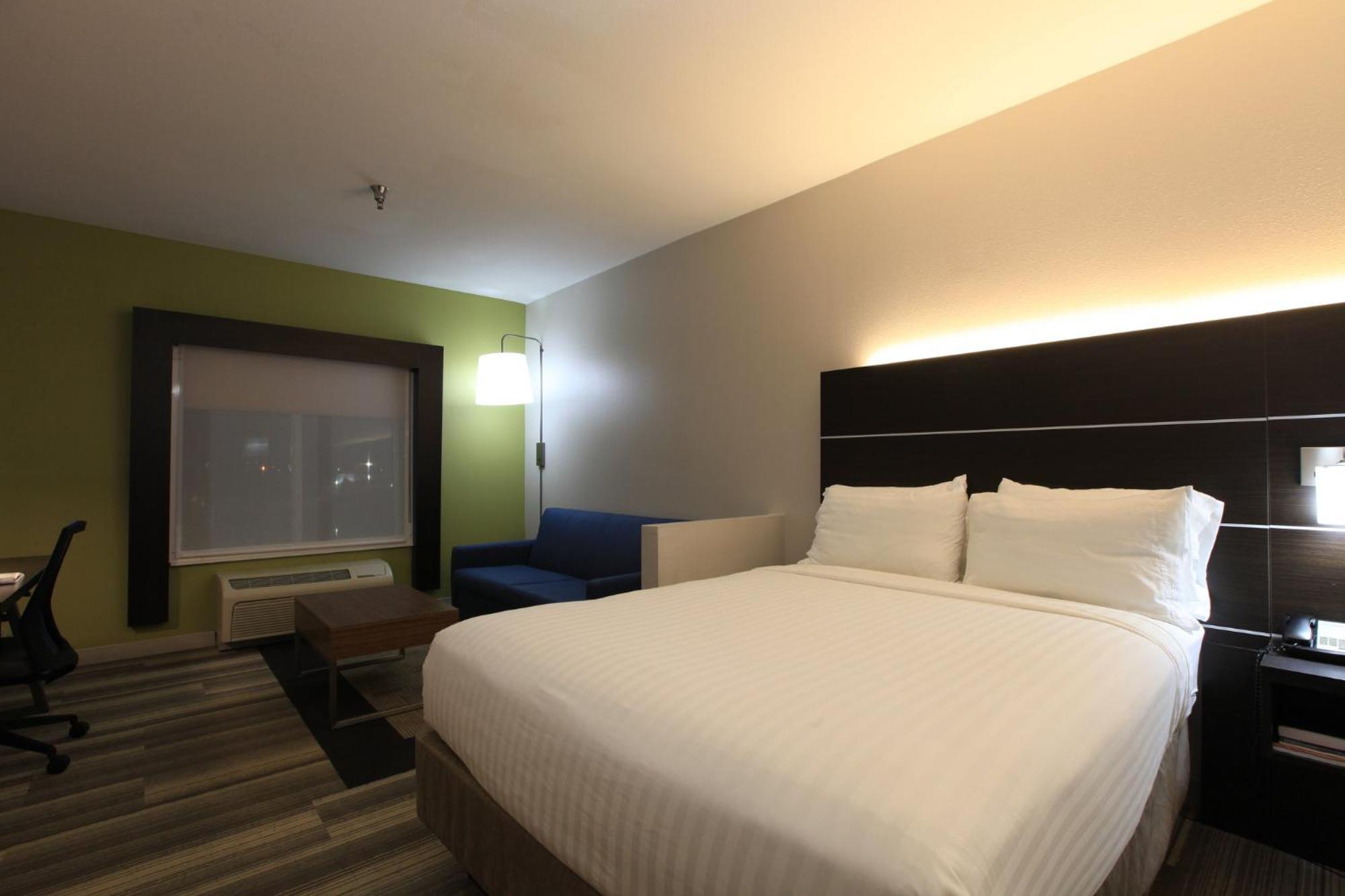 Holiday Inn Express & Suites Chattanooga-Hixson By Ihg Exterior foto